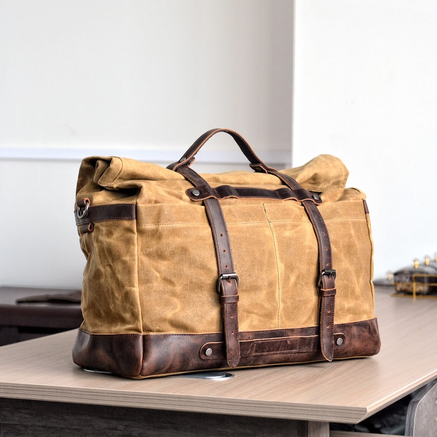 Traveling bag 1