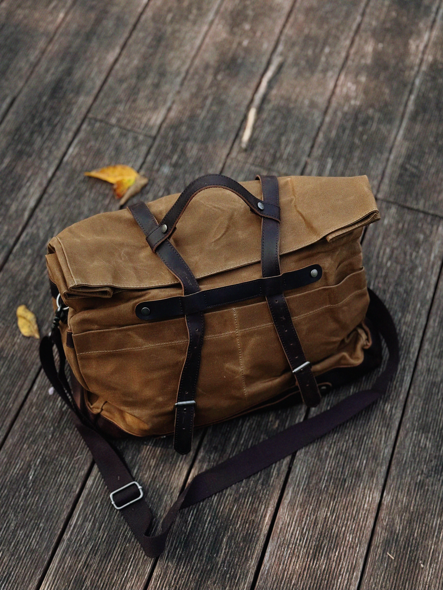 Traveling bag 1