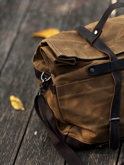 Traveling bag 1