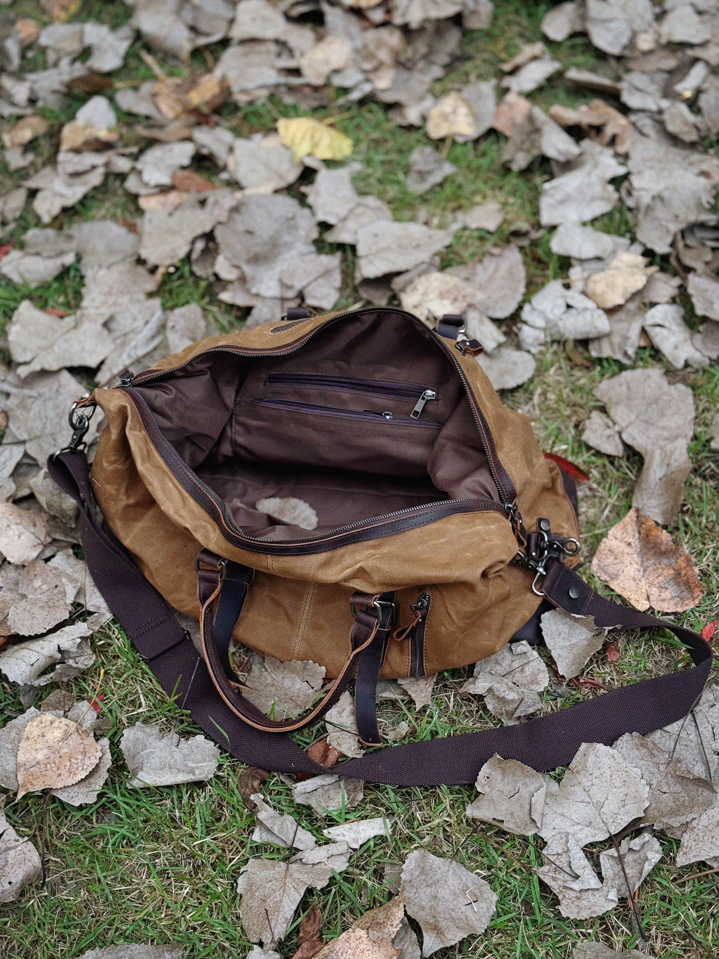 Traveling bag 4